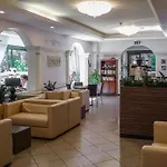 Boccaccio-free Parking- Hotel Milano Marittima