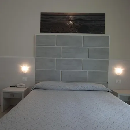 Boccaccio-free Parking- Milano Marittima