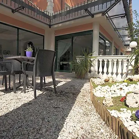 Hotel Boccaccio-free Parking-