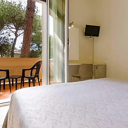 Boccaccio-free Parking- Hotel