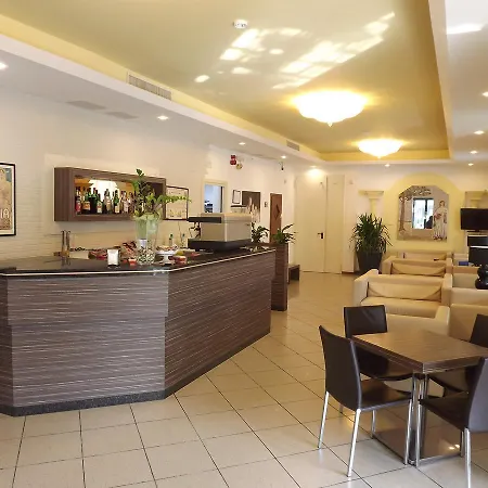 Boccaccio-free Parking- Морской Милан