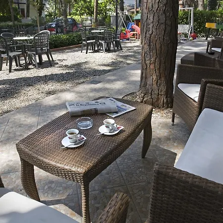 Boccaccio-free Parking- Отель 3*