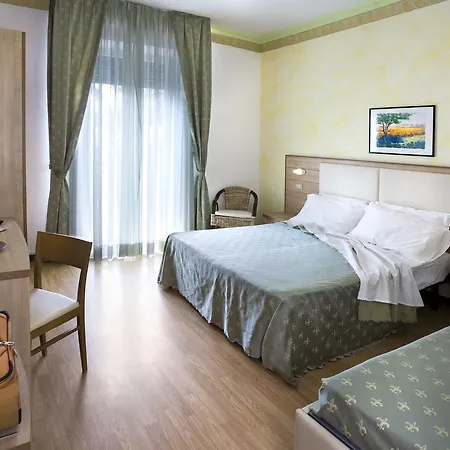 Hotel Boccaccio-free Parking- Milano Marittima