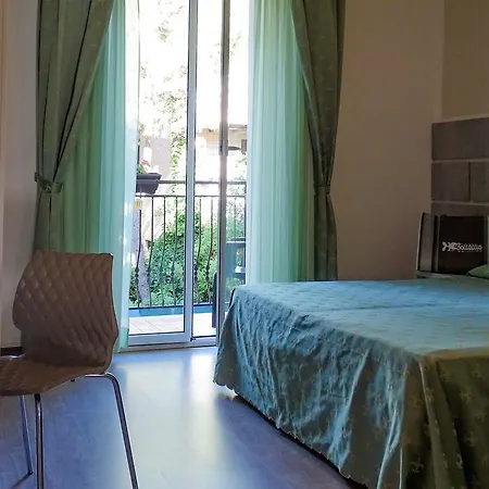 Boccaccio-free Parking- 3*