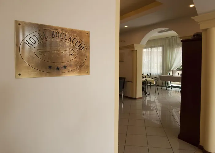 Boccaccio-free Parking- Hotel Milano Marittima