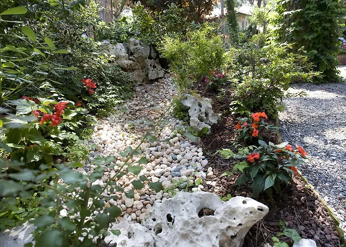 Boccaccio-free Parking- 호텔 밀라노마리티마