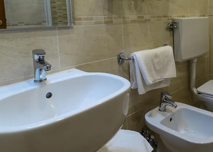 Boccaccio-free Parking- Otel Milano Marittima