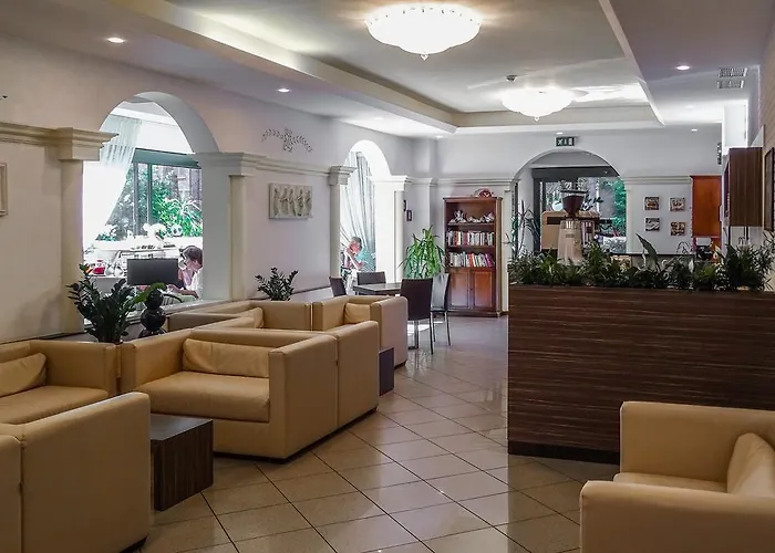 Boccaccio-free Parking- Hotel Milano Marittima